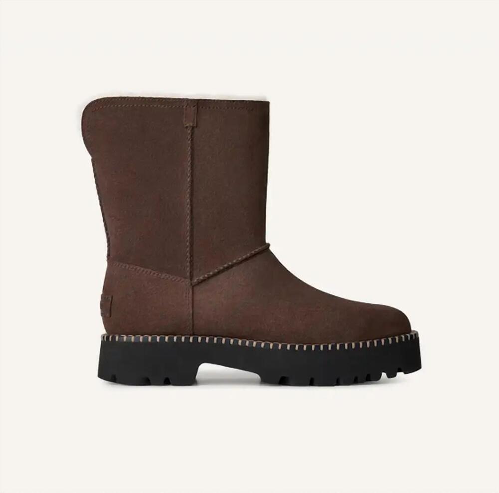 NEW UGG women's uptowner short boot in burnt cedar